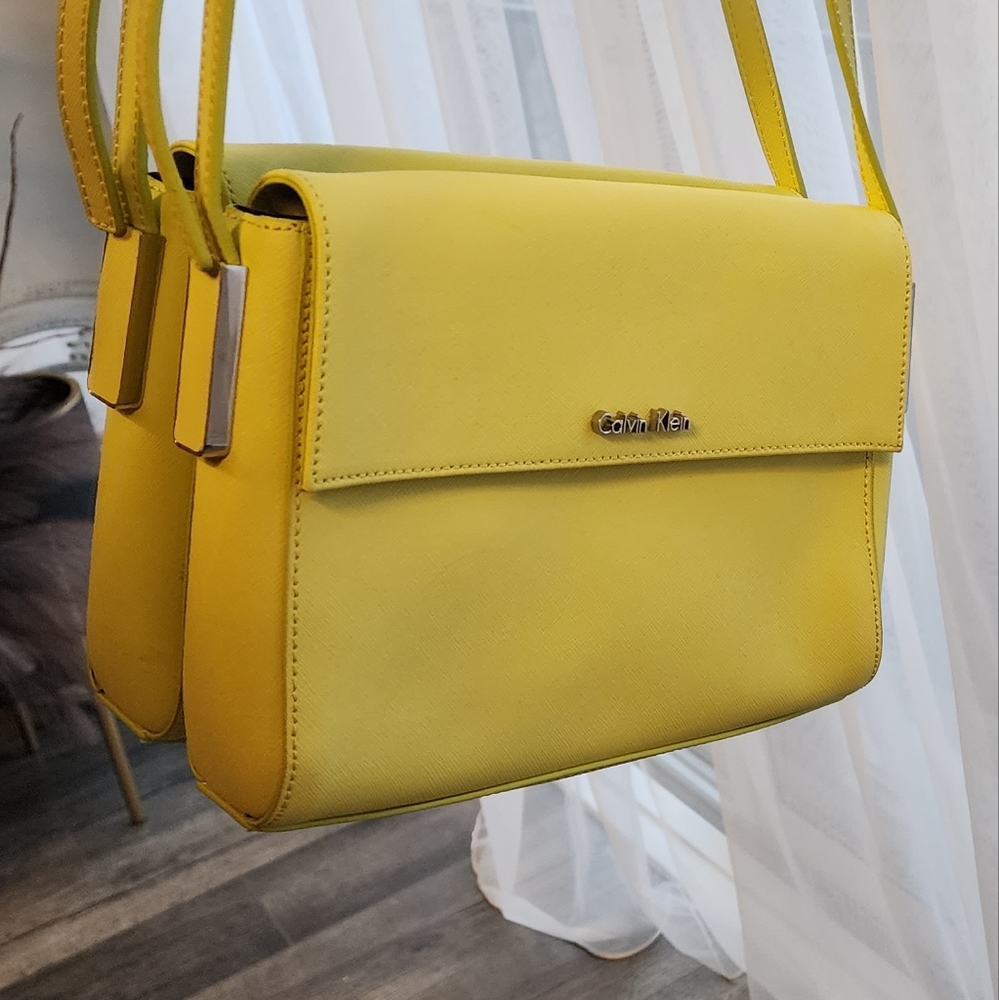 NEW Calvin Klein Clutch